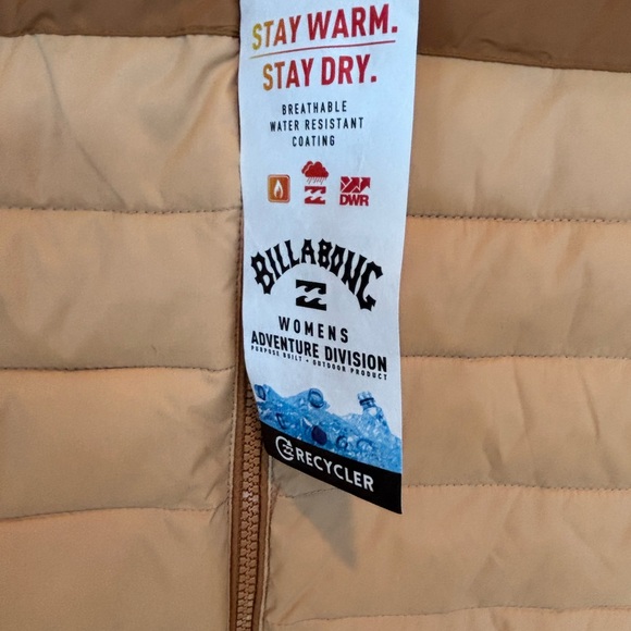 NWT Billabong Tan Puffer Jacket Medium - Picture 5 of 8